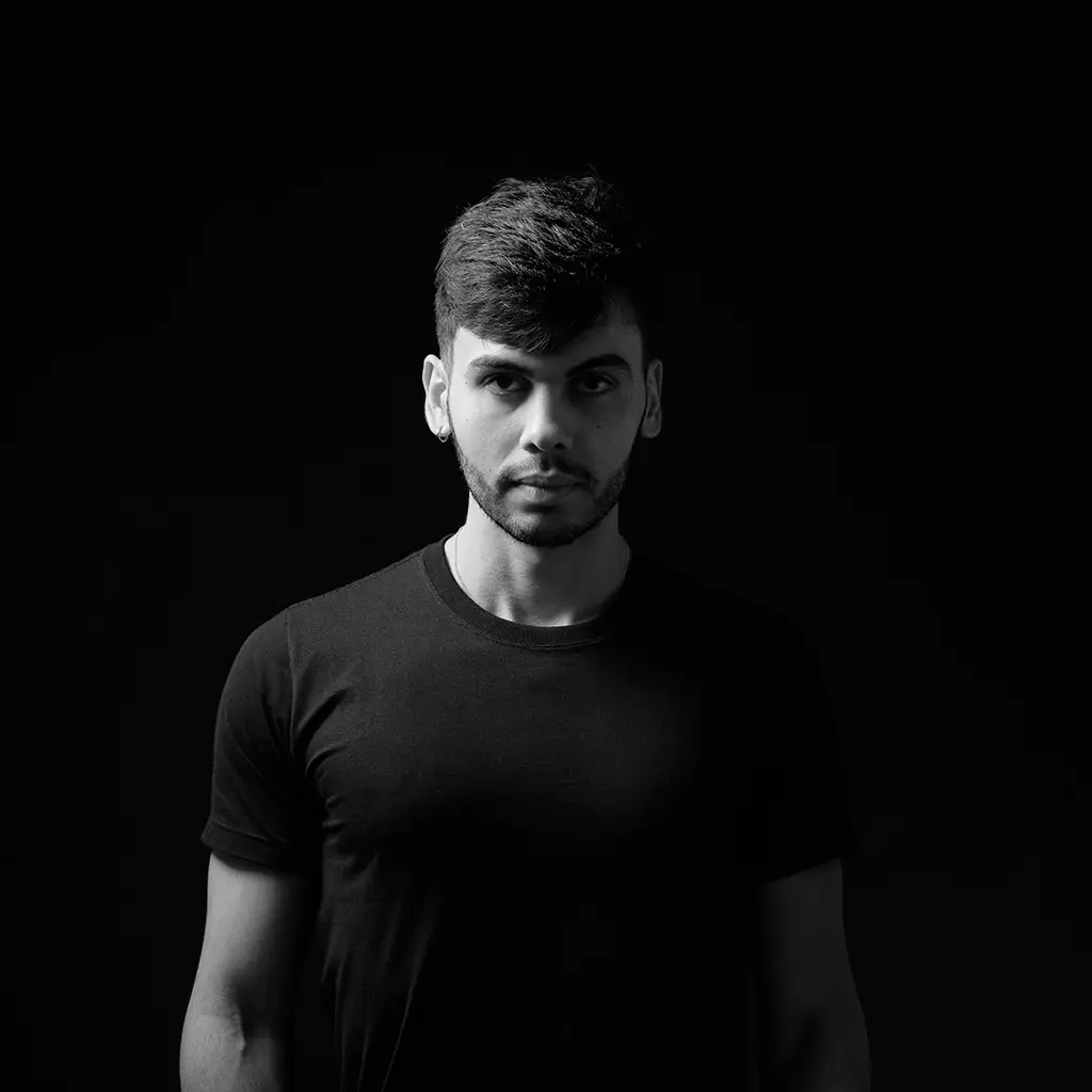 Antonio Farhy - Progressive psychedelic techno innovative DJ breaking genre boundaries through experimental electronic music